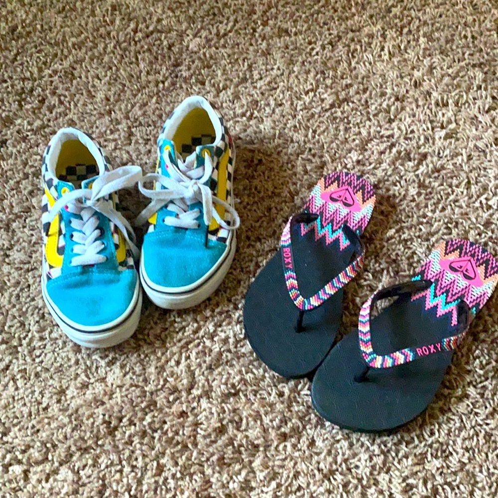 Girls shoes 13